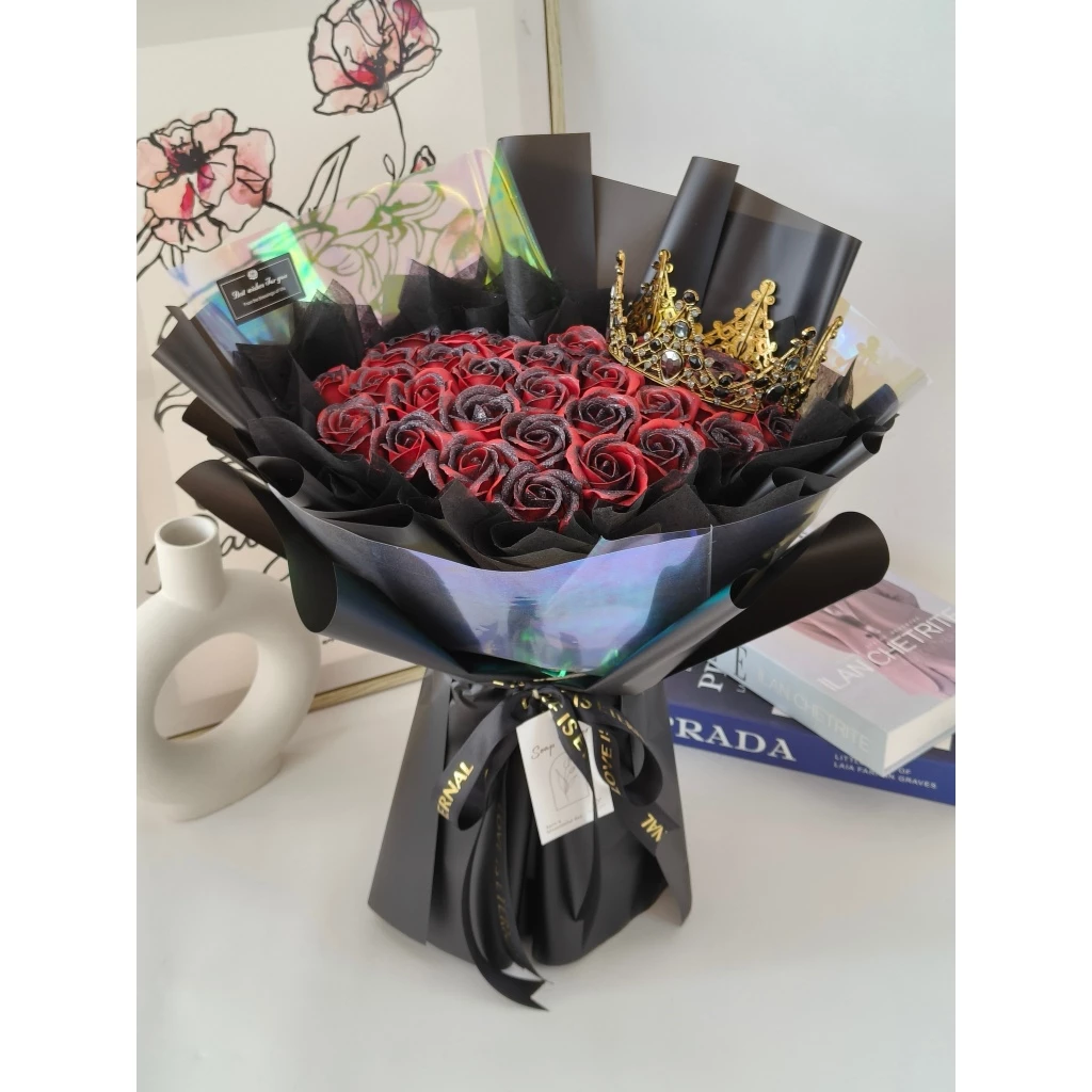 Soap Flower Bouquet Royal Crown Heart Series l 33 Glitter Roses Princess Edition Gift for Birthday, Proposal, Anniversary
