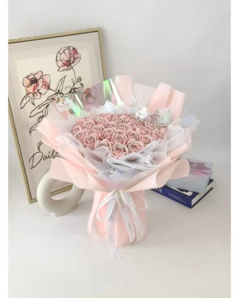 Soap Flower Bouquet Royal Crown Heart Series l 33 Glitter Roses Princess Edition Gift for Birthday, Proposal, Anniversary
