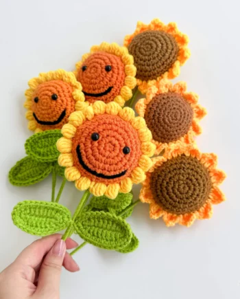 SHIOK Handmade Crochet Smiling Face Sunflower l Bunga Matahari Daisy Wajah Senyum Knitted Flower for Gift & Decoration